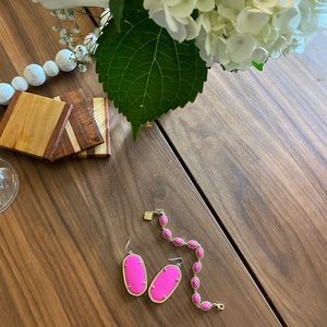 Kendra Scott earrings and bracelet